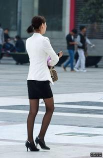 街拍白领超薄白丝袜,街拍白领超薄白丝袜，展现时尚魅力