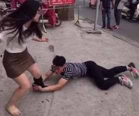 扯掉老师的丝袜,揭秘师生间的尴尬瞬间